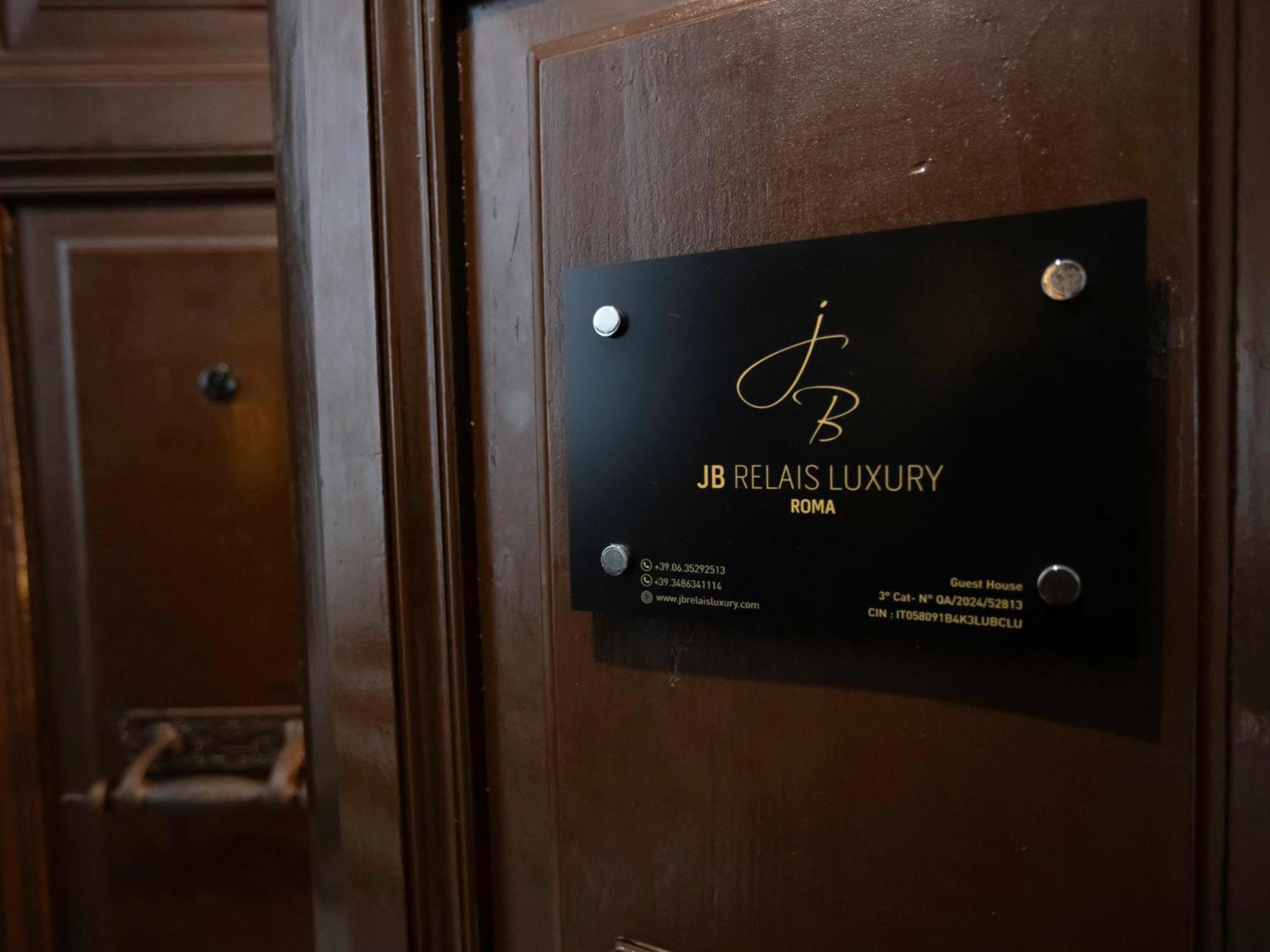 Bed and Breakfast Jb Relais Luxury Рим Экстерьер фото