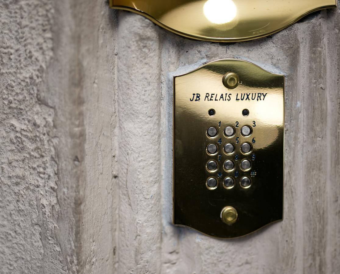 Bed and Breakfast Jb Relais Luxury Рим Экстерьер фото