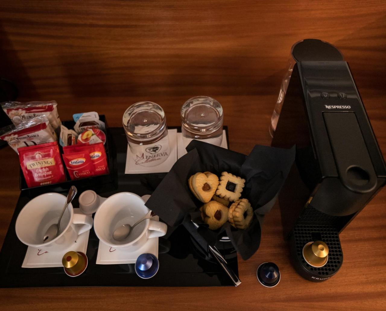 Bed and Breakfast Jb Relais Luxury Рим Экстерьер фото